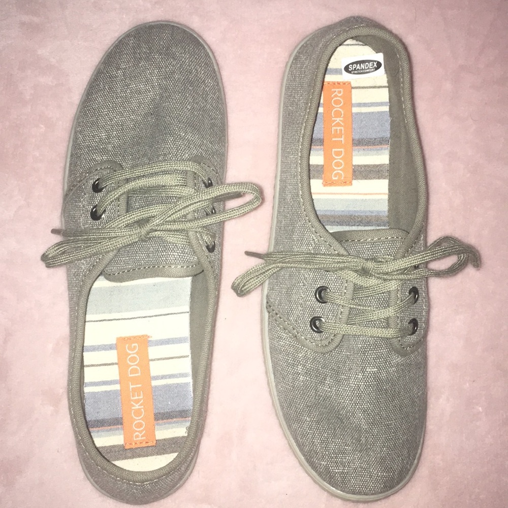 Rocket Dog Moccasin Style Sneakers
